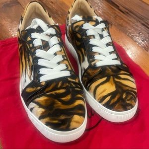 Christian Louboutin —LIKE NEW - Viera Orlato Flat Toile Bengale/Kid 🐯
